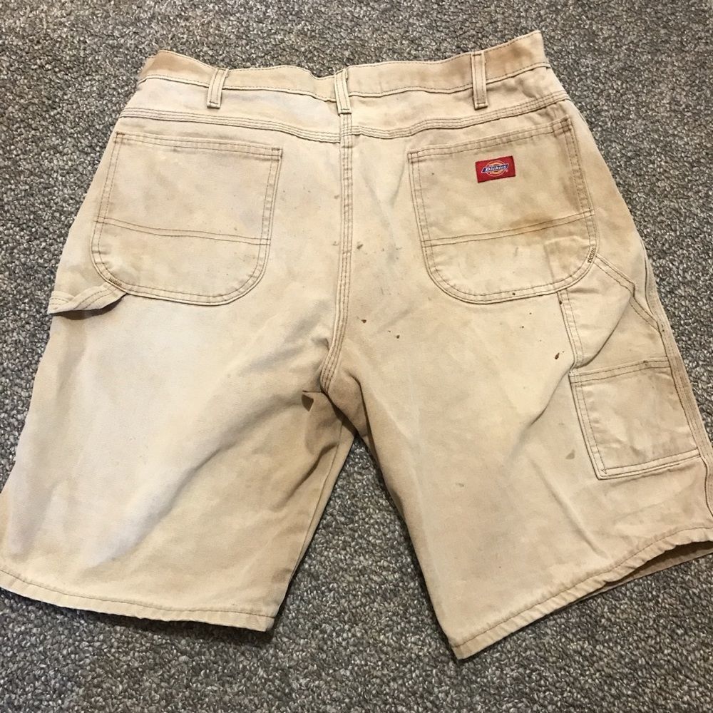 dickies shorts size 38